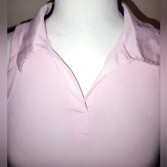 Pretty Light Pink Sleeveless Crop Top - Picture 3 of 8